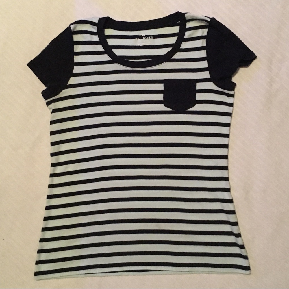 Short Sleeve T-shirt - Size S